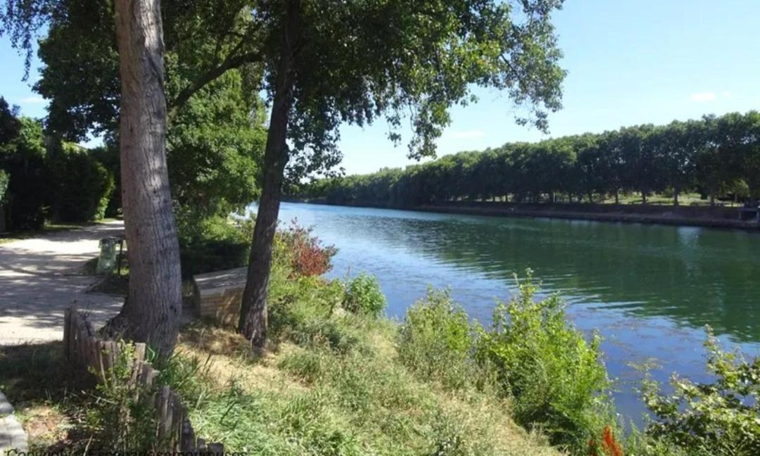 Appartement Au Bord De Seine Épinay-sur-Seine Exteriör bild