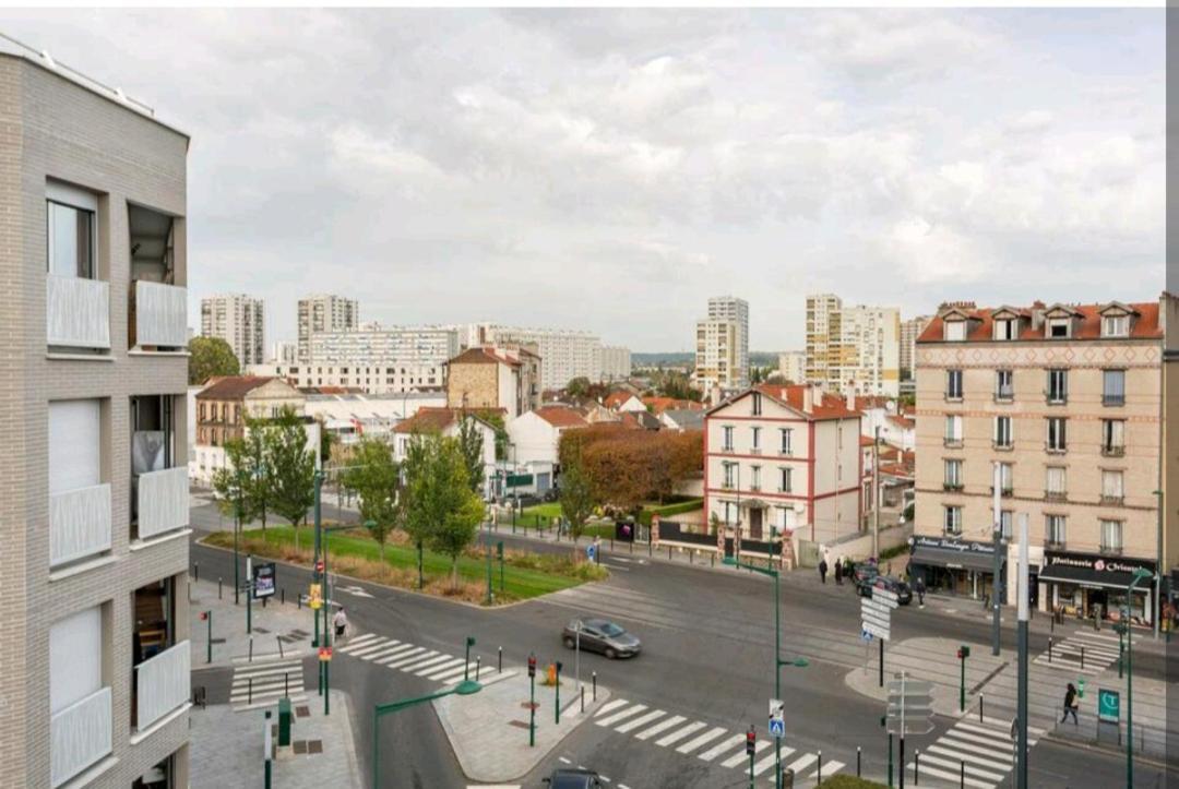 Appartement Au Bord De Seine Épinay-sur-Seine Exteriör bild
