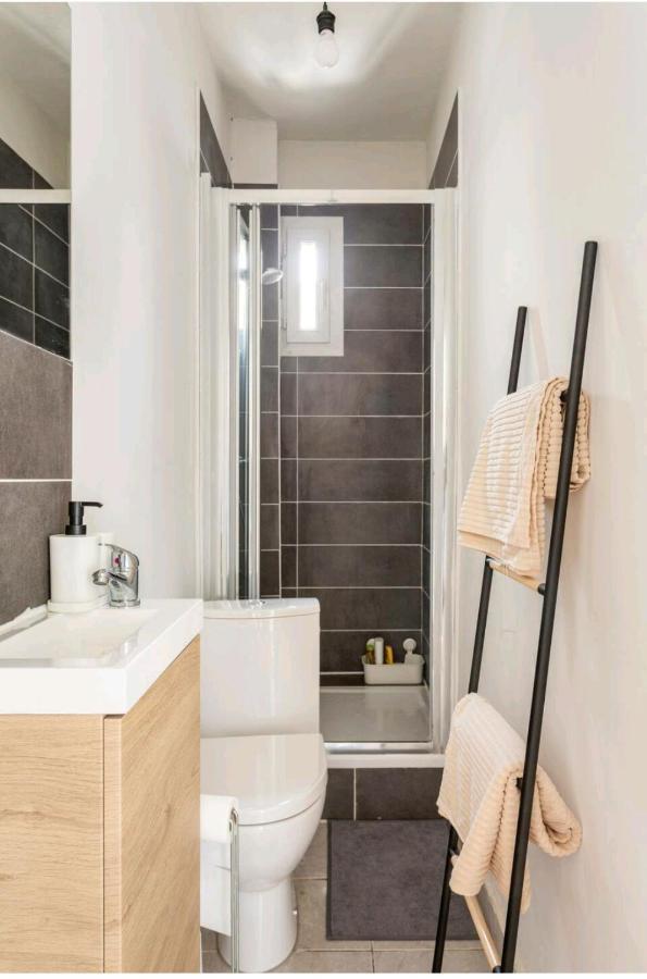 Appartement Au Bord De Seine Épinay-sur-Seine Exteriör bild